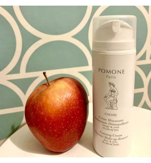 Crème Moussante Nettoyante – Extraits de Pomme & Soin Démaquillant Doux